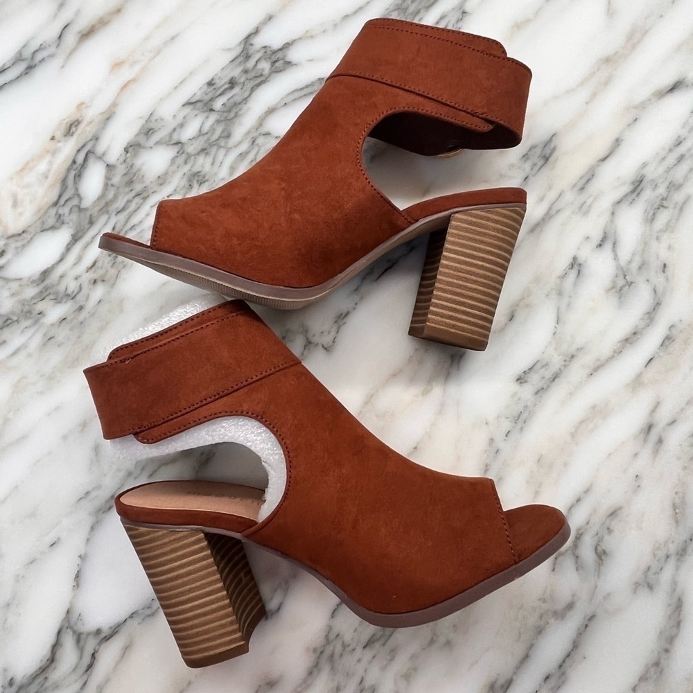 Madden Girl Darlynn City Shooties Sandals - Picture 6 of 12